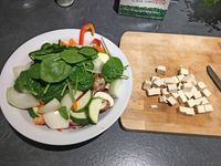 Salat mit Tofu